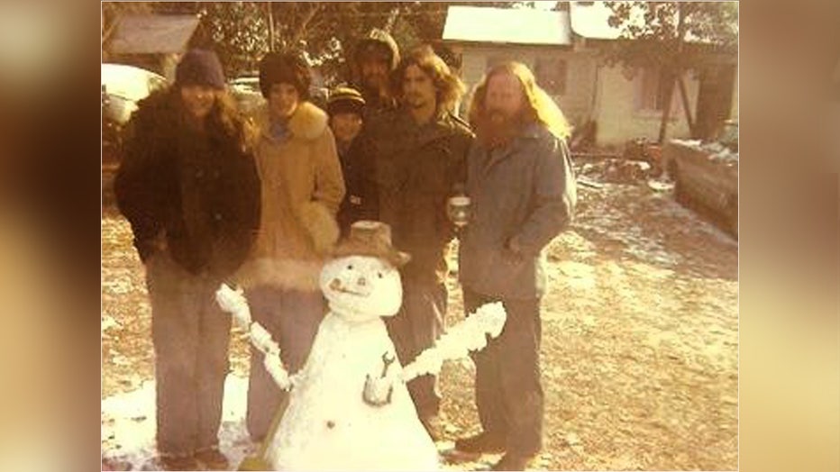 Tampa residents pose with a snowman on Jan. 19, 1977.Credit: Carolyn Dean.