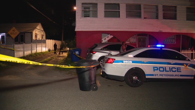 Couple shot in car by woman's ex-boyfriend in St. Pete; Suspect in critical condition, police say