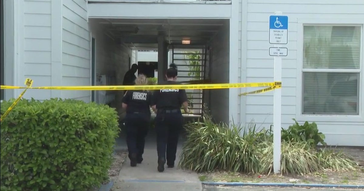 Man found dead in St. Petersburg after worried friend called police ...