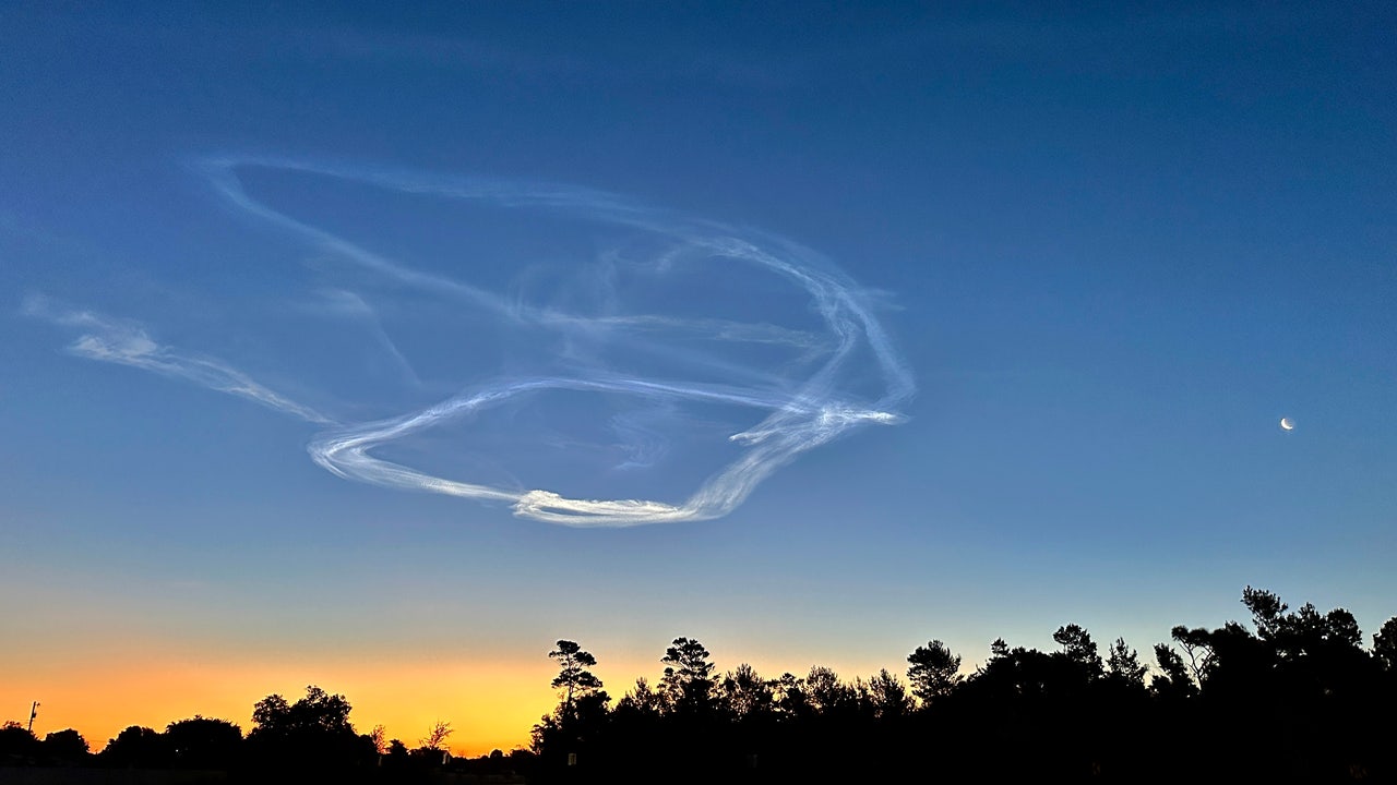 Early morning SpaceX launch generates rare cloud formation over Florida ...