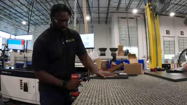 Bay Area non-profit helps teens, young adults find clear path to career