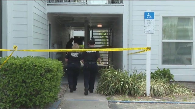 Man found dead in St. Petersburg after worried friend called police