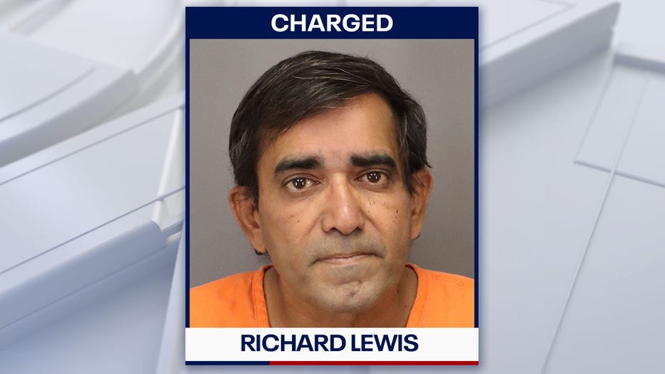 Richard Lewis's mug shot from a DUI arrest in 2023. Courtesy: Pinellas County Sheriff's Office