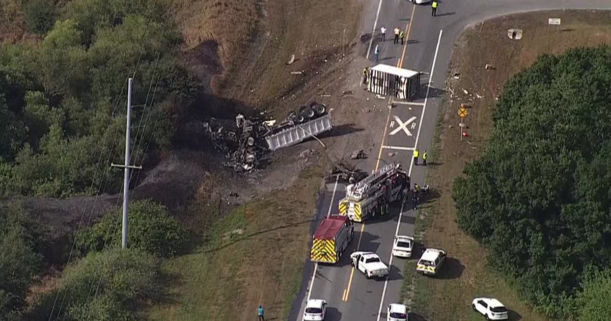 2 killed in fiery Polk County crash involving semi-truck, box truck ...