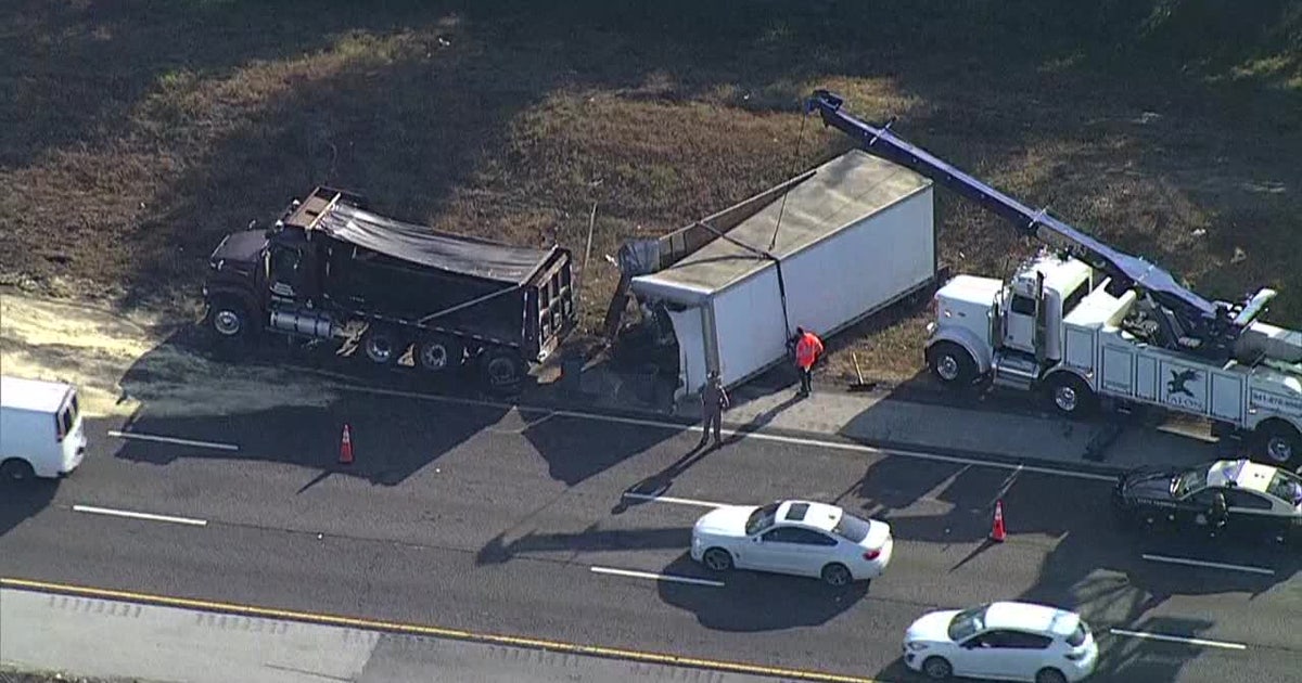 Semi-truck, dump truck collide on I-75 in Sarasota County, causing ...