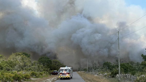 Evacuation order lifted after 300-acre brush fire burns in Highlands County