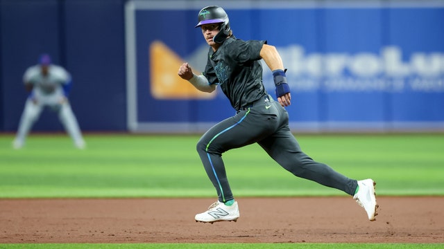 DeLuca has 3 RBIs in season debut after being out with broken hand and Rays beat Mets 10-8