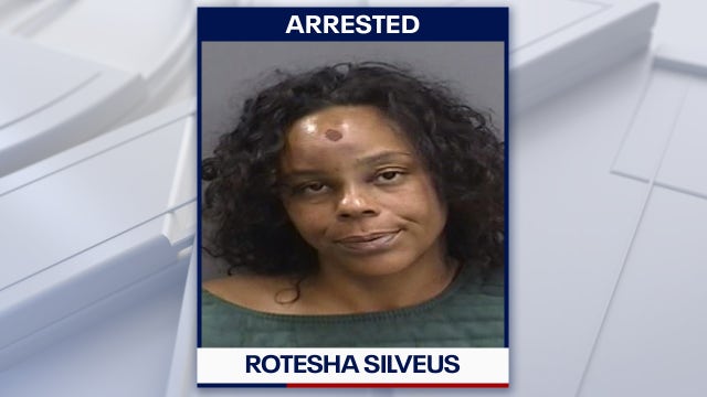 Tampa mother accused of strangling, killing 18-year-old daughter inside home