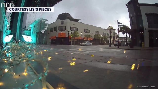 New Port Richey restaurant's roof blown off by strong winds