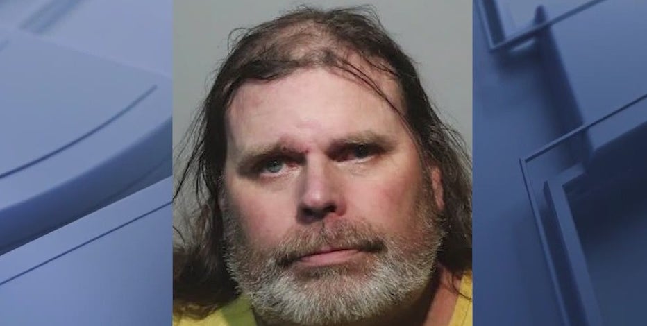 Florida deputy accused of posing as dead man to catch murder suspect