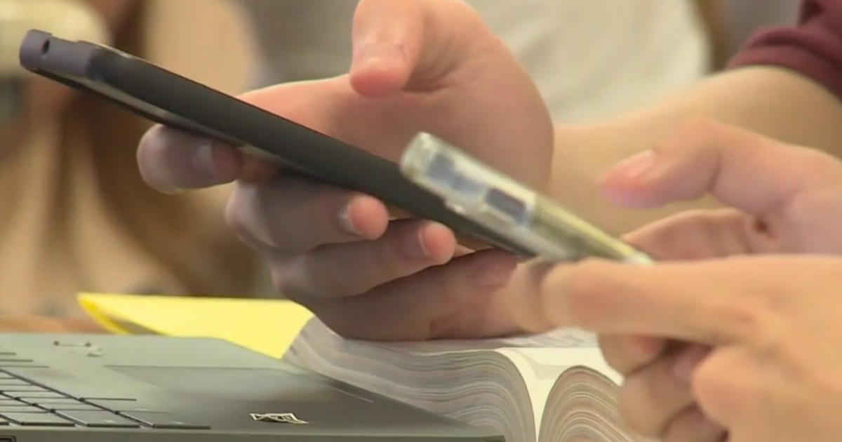 Hillsborough school board considering new cellphone policy for students ...