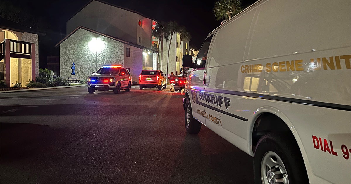 2 killed in shooting at Sarasota home, deputies say | FOX 13 Tampa Bay