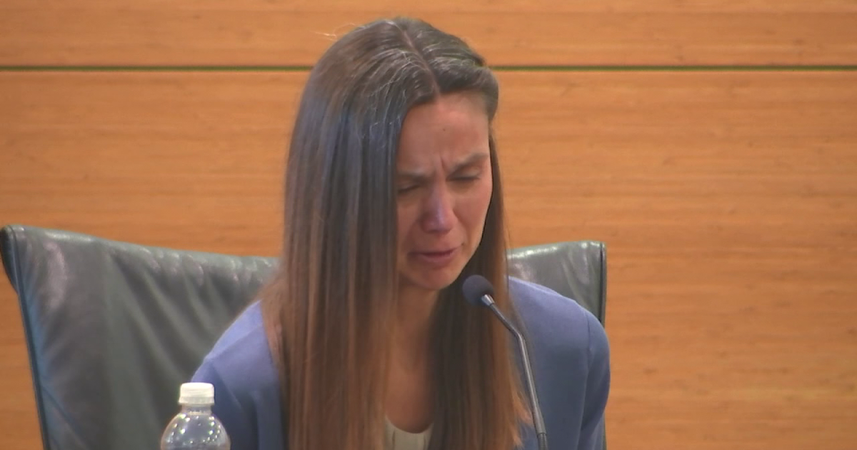 Ashley Benefield gives emotional testimony in her defense at murder ...