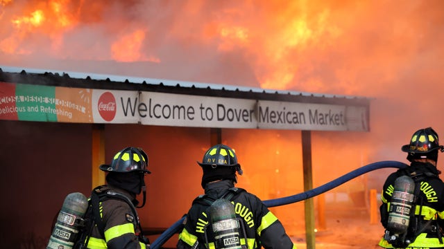 1 dead after fire at store in Dover: HCFR