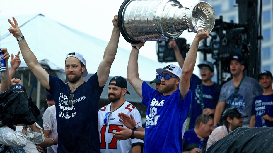 Steven Stamkos Pens Emotional Goodbye To Tampa Bay: 'I'd Be Lying If I ...