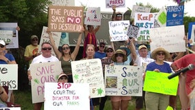 Florida park plan opposition growing with protest at Honeymoon Island State Park