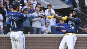 Randy Arozarena hits 3-run homer in reunion with his former team as Mariners top Rays 5-1