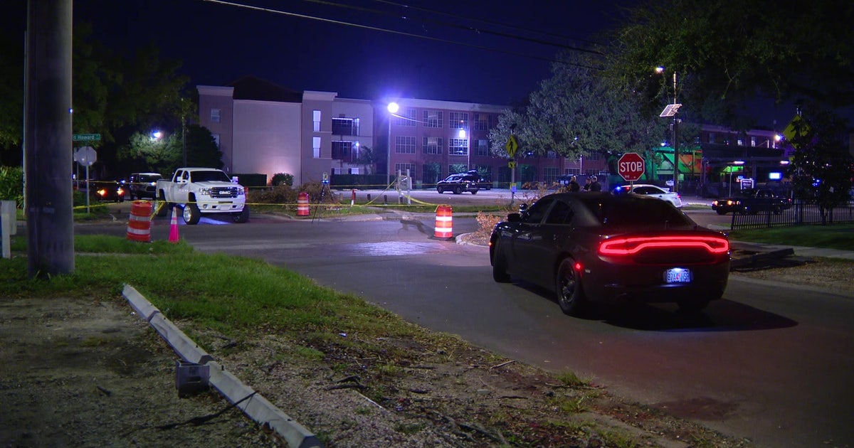 Deadly pedestrian crash under investigation in Tampa | FOX 13 Tampa Bay