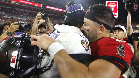 Lamar Jackson throws for 281 yards, 5 TDs to lead streaking Ravens to 41-31 victory over Buccaneers