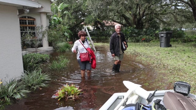 Trapped in Thonotosassa: Crews rescue 60 people, 12 pets from rising water in Pemberton Creek