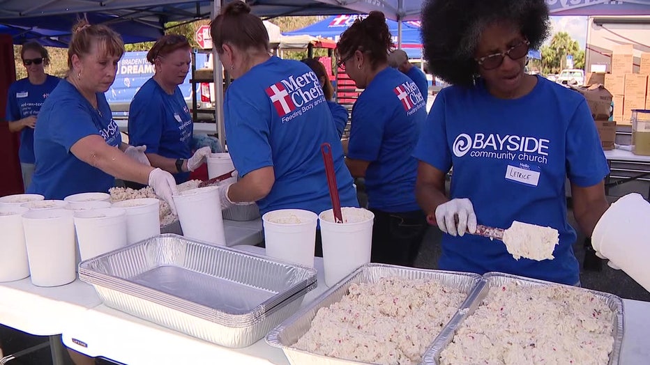 Bayside Church Volunteers helping Mercy Chefs