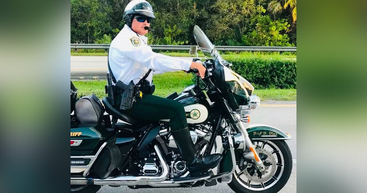 Florida deputy 'fighting for his life' following crash that killed 2 ...