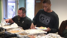 USF brings veterans together for potluck Thanksgiving dinner