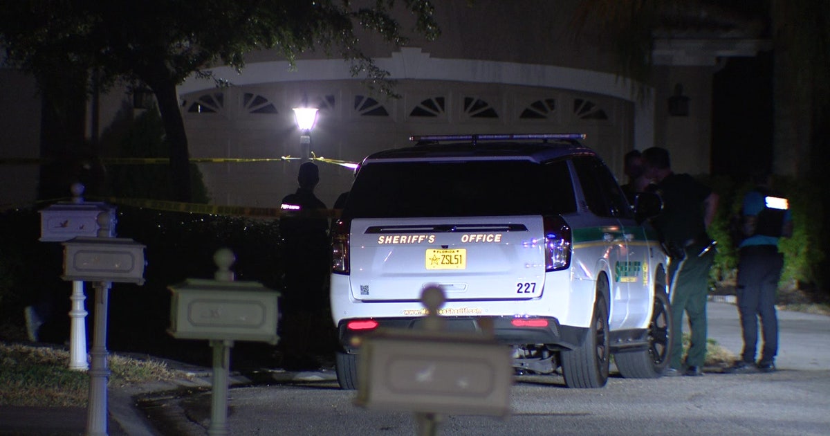 Suspect shot & killed after homeowner opens fire during home invasion ...