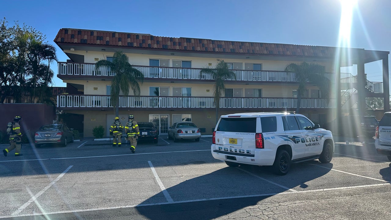 Deadly Sarasota hotel fire under investigation | FOX 13 Tampa Bay