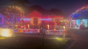 Land O' Lakes family puts on yearly animatronic Christmas display