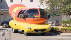 Oscar Mayer's 'Wienermobile' cruises into Bay Area