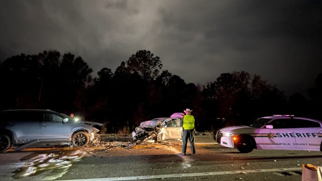 Head-on Polk County crash kills 1, seriously injures 1: PCSO