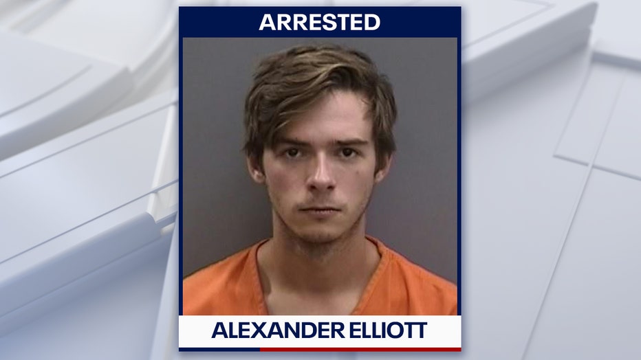 Mugshot of Alexander Elliott courtesy of the Hillsborough County Jail.