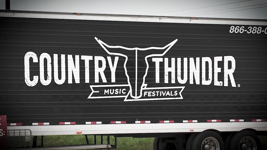 Country Thunder music festival logo.