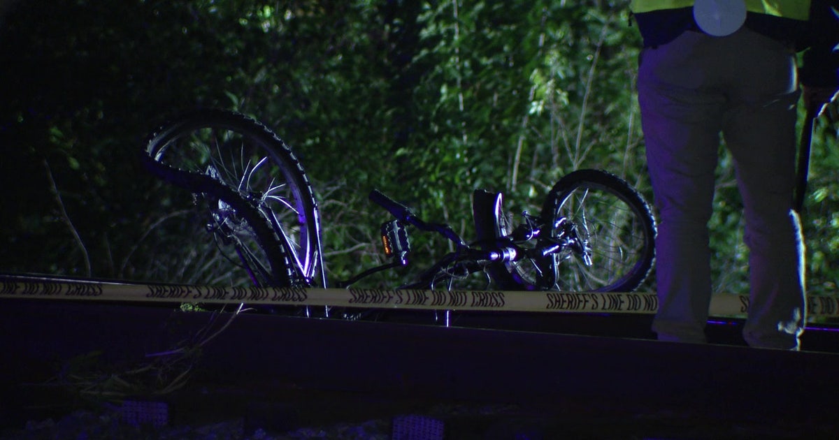 Man struck, killed by Amtrak train while walking across railroad tracks ...