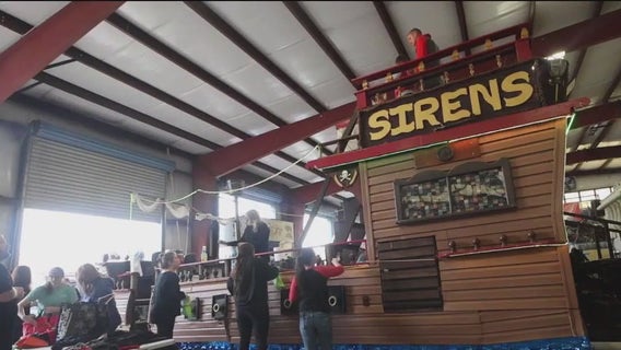 All-female krewe celebrates 25 years