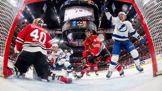 Kucherov scores in OT to give Lightning 4-3 win over Blackhawks