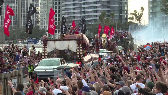 More than 100,000 people gather along Bayshore Blvd. Saturday for the Gasparilla Children's Parade