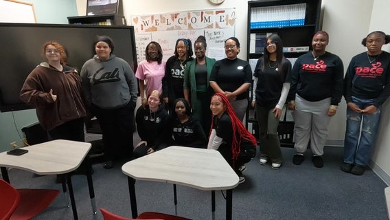 Tampa program preparing young women for their financial future