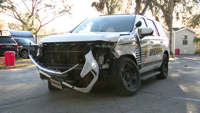 Hillsborough deputy’s vehicle ‘intentionally’ hit by suspect trying to avoid arrest: HCSO