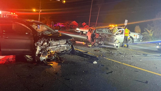 6 hospitalized after crash in Hernando County