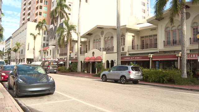 Sarasota's Mira Mar restoration possible if rezone allows two 18-stroy condo towers, say architects