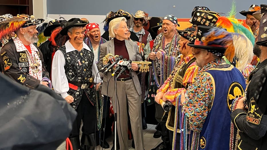 Ye Mystic Krewe of Gasparilla pirates try to get key to the city from Mayor Jane Castor.