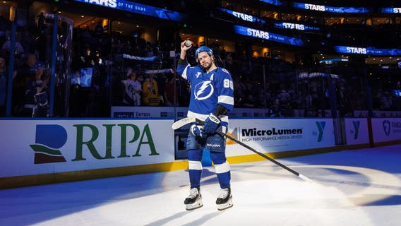 Kucherov leads the streaking Lightning to a 4-1 victory over Draisaitl and the Oilers