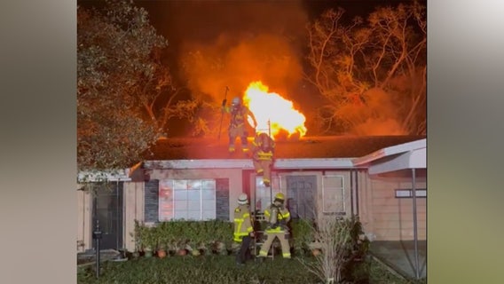 Crews battle large fire at Temple Terrace home