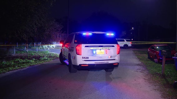 Man shot & killed in neighborhood, Pasco deputies searching for suspect