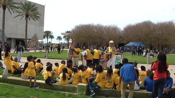 Nearly 1,000 students exposed to history and culture art at BAM! Festival