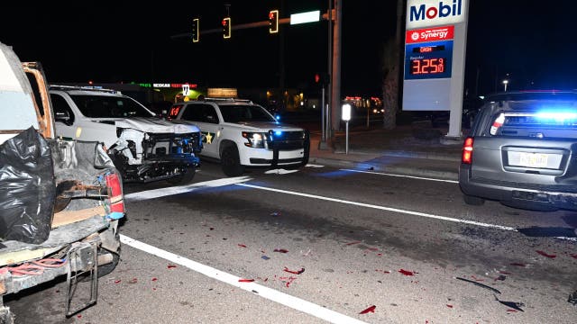 Suspect dies in crash minutes after hitting SCSO vehicles, injuring deputy during pursuit: Officials