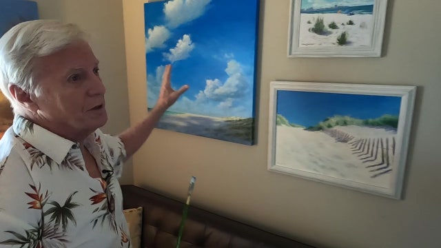 Over 30 years of painting tropical landscapes for ‘The Tropical Artist’