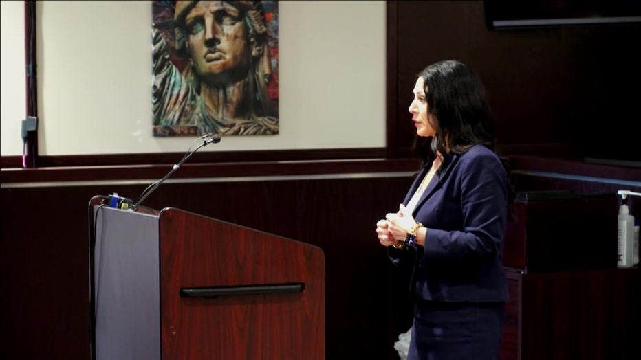 Defensor lawyer Shanna Bailey Schultz gives opening statements at the Gerald Radford trial.